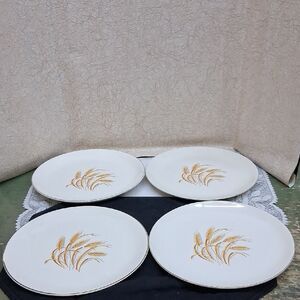Set of 4 Elegant Wheat Design 9" Dinner Plates - Homer Laughlin